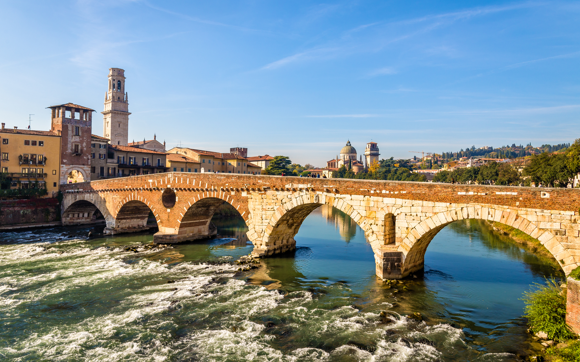 Ponte Pietra, Verone